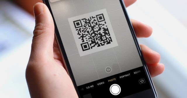 How To Scan A QR Code With Your iPad And iPhone?